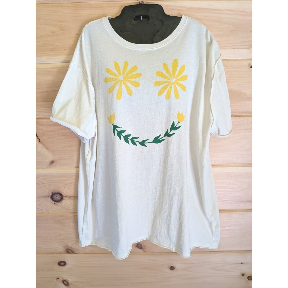 We The Free Graphic Sunshine Smiles Tee Womens M Boho Indie Retro Oversized - Picture 2 of 9